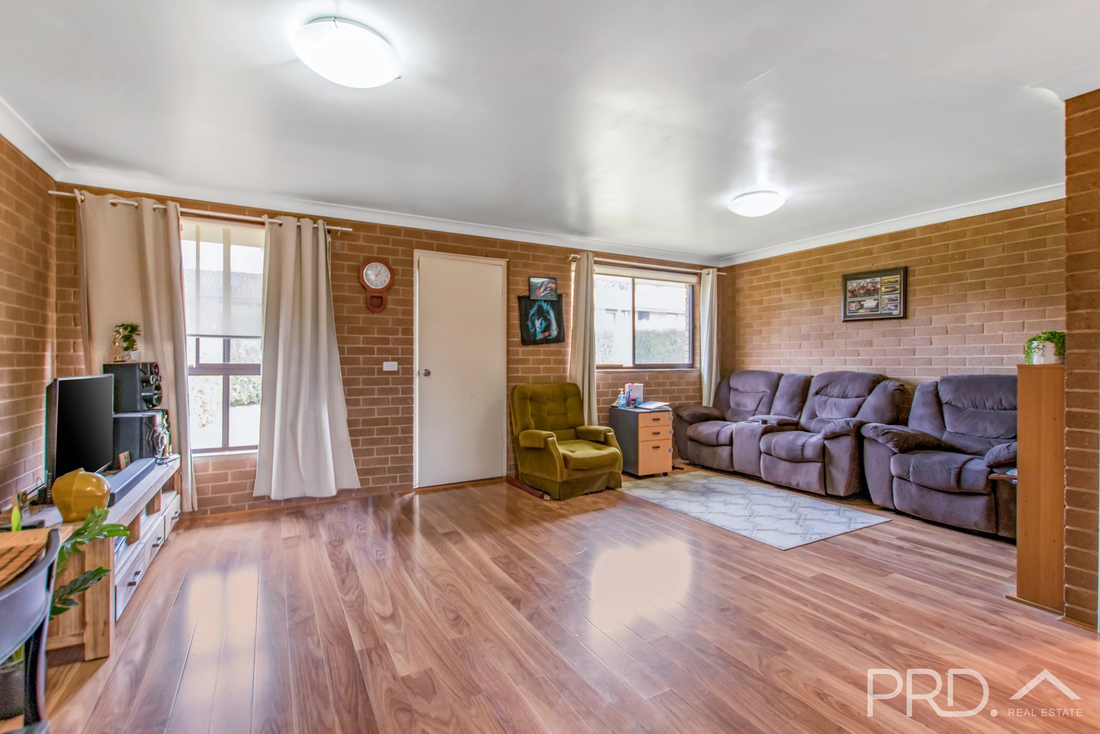 11/32-34 Bundara Crescent TUMUT 4
