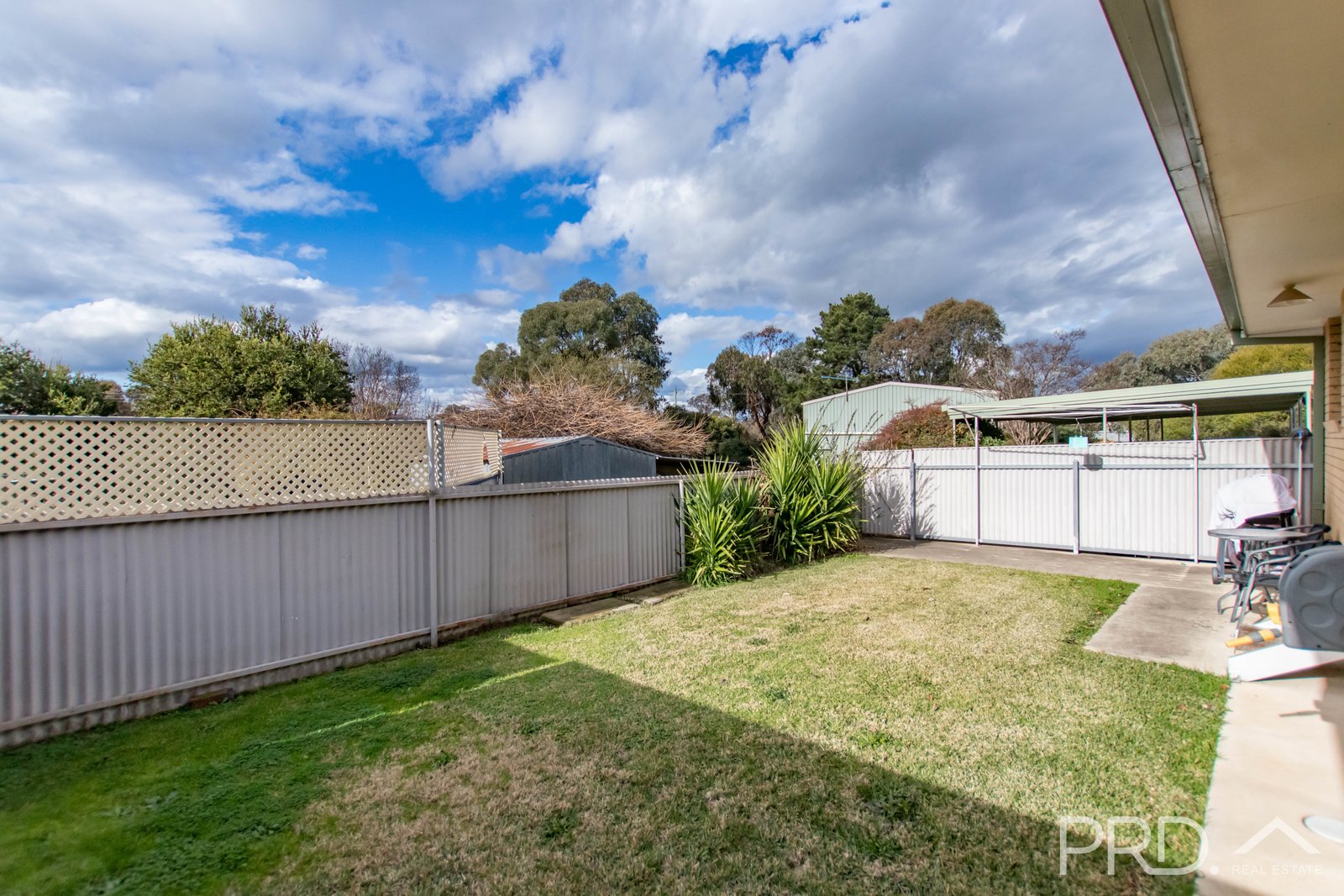 11/32-34 Bundara Crescent TUMUT 9