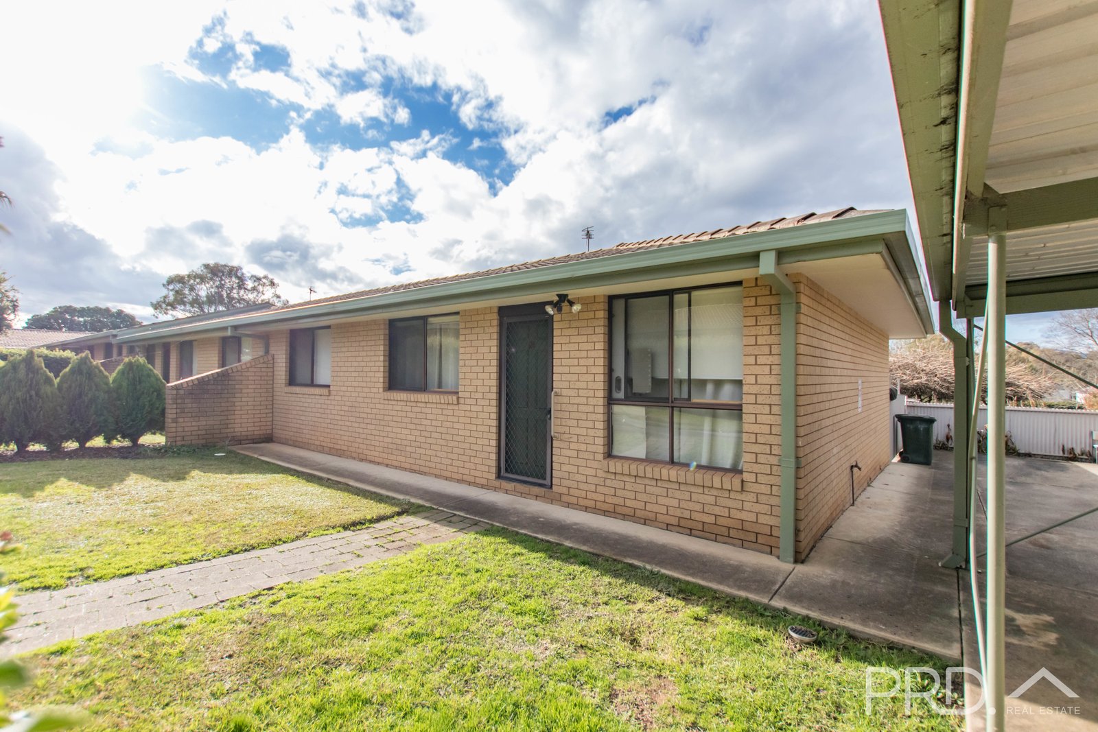 11/32-34 Bundara Crescent TUMUT 10
