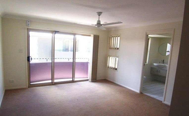 11/32-34 Margaret Street SOUTHPORT 8