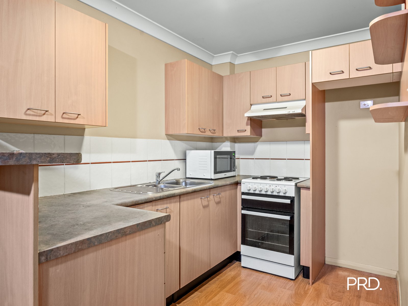 11/32-34 Springwood Avenue SPRINGWOOD 5