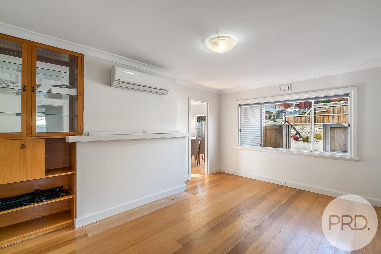1/132 Cambridge Road BELLERIVE 4