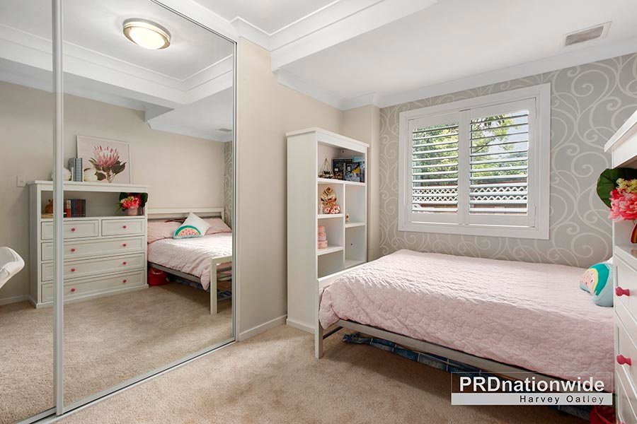 11/32 The Mall SOUTH HURSTVILLE 5