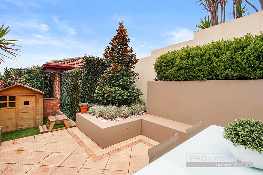 11/32 The Mall SOUTH HURSTVILLE 9