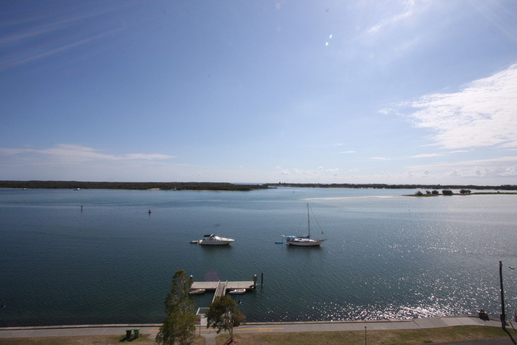 11/326-342 Marine Parade LABRADOR 24