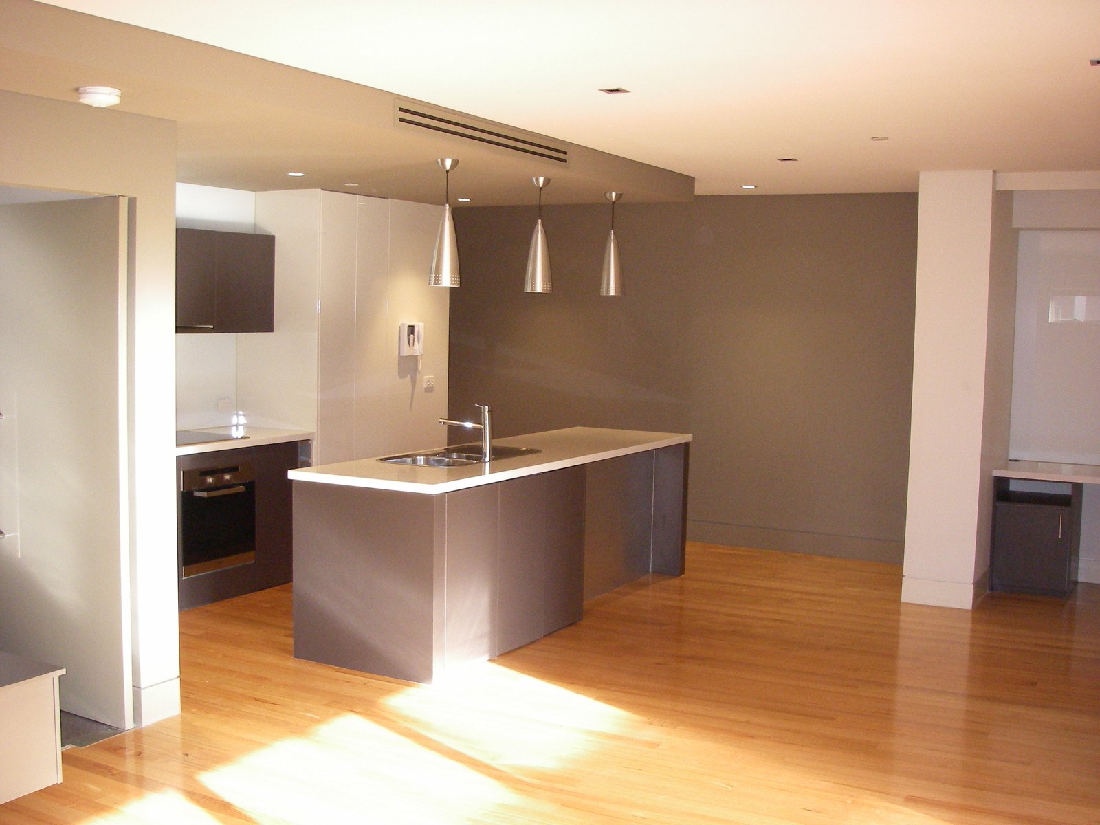 Gallery: 11/327 Dandenong Road