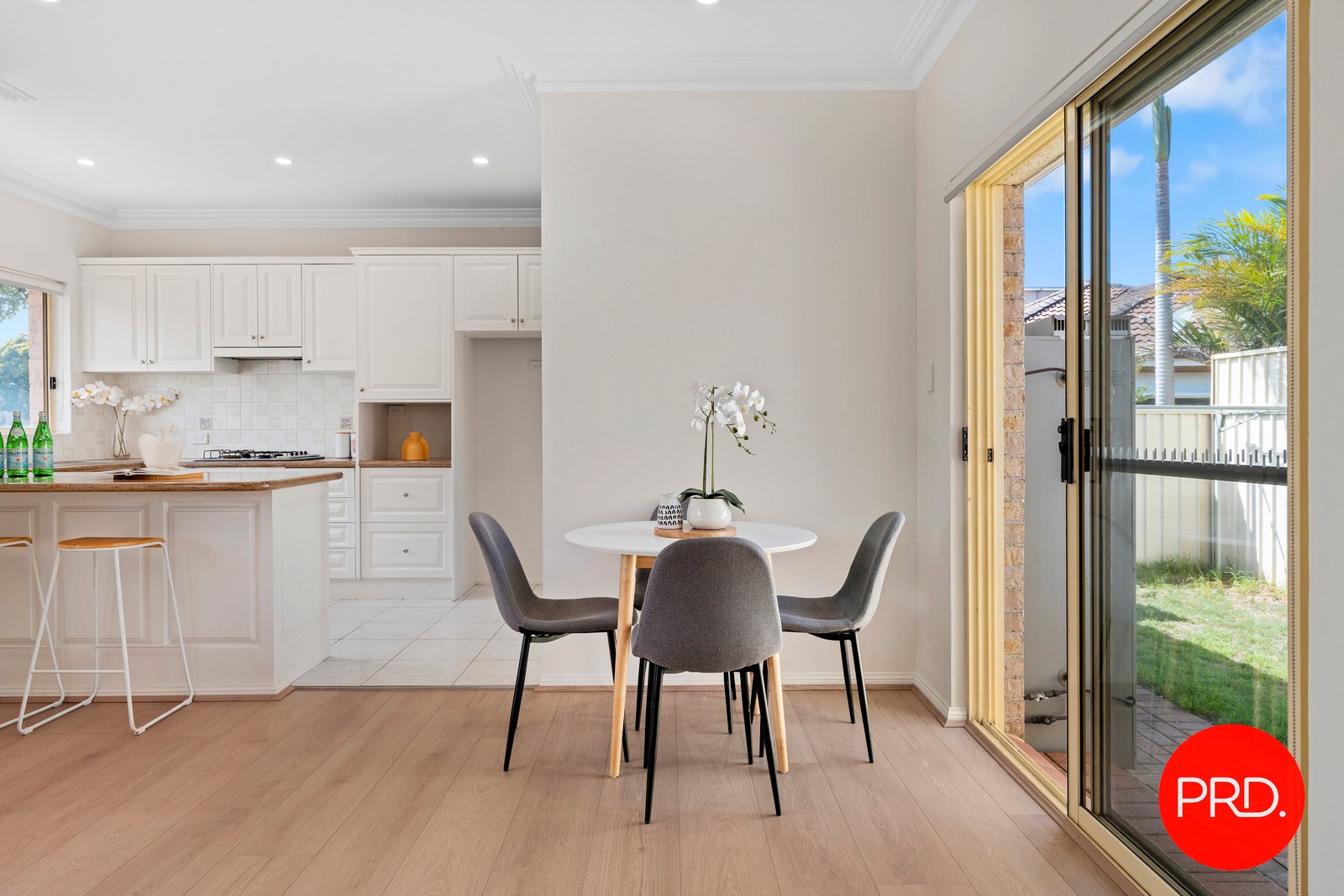 1/133-135 Russell Avenue DOLLS POINT 11