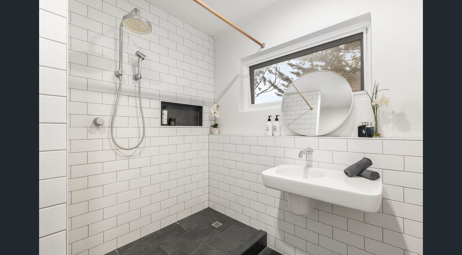 Gallery: 11/334 Hampton Street