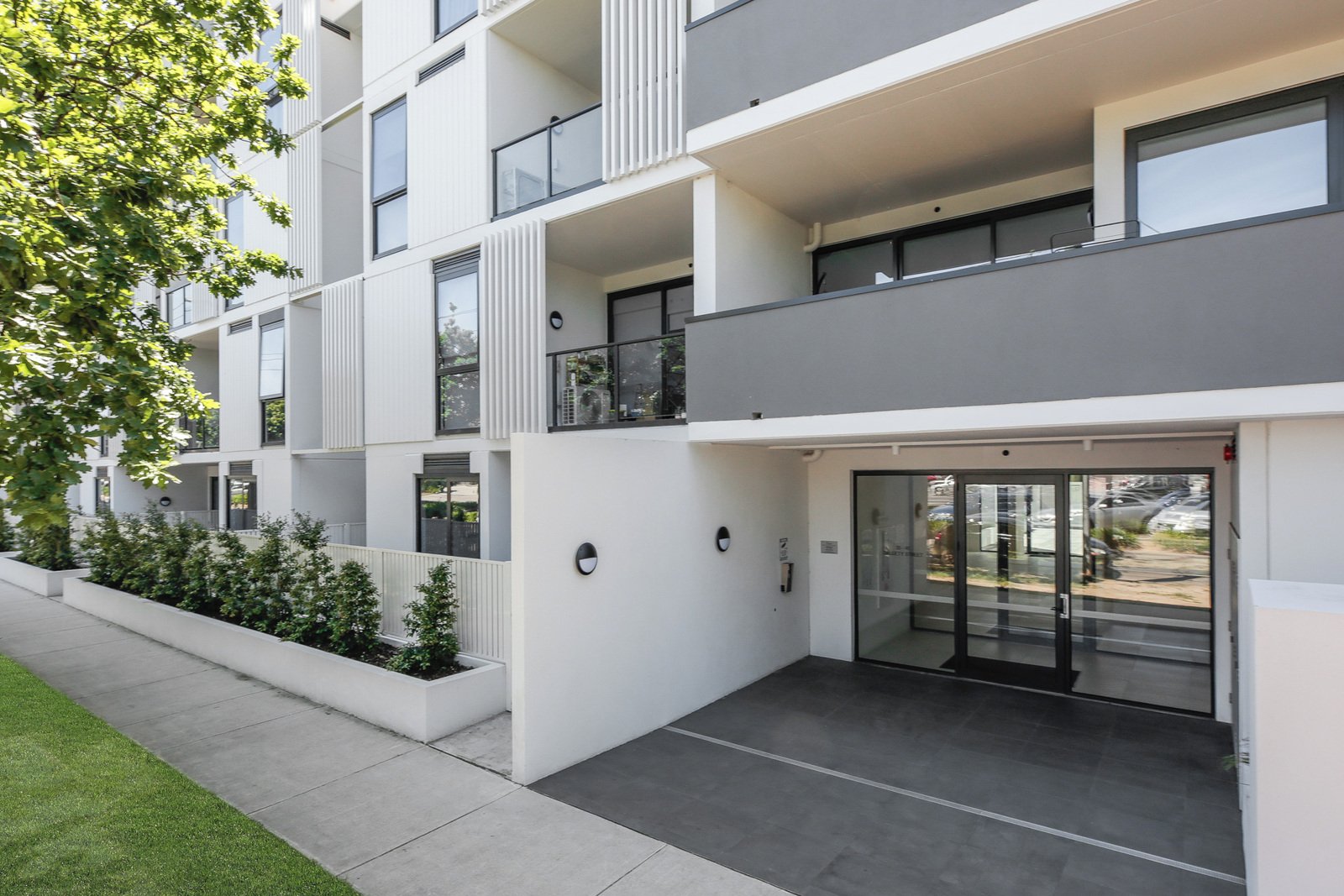 Gallery: 113/35-41 Dalgety Street