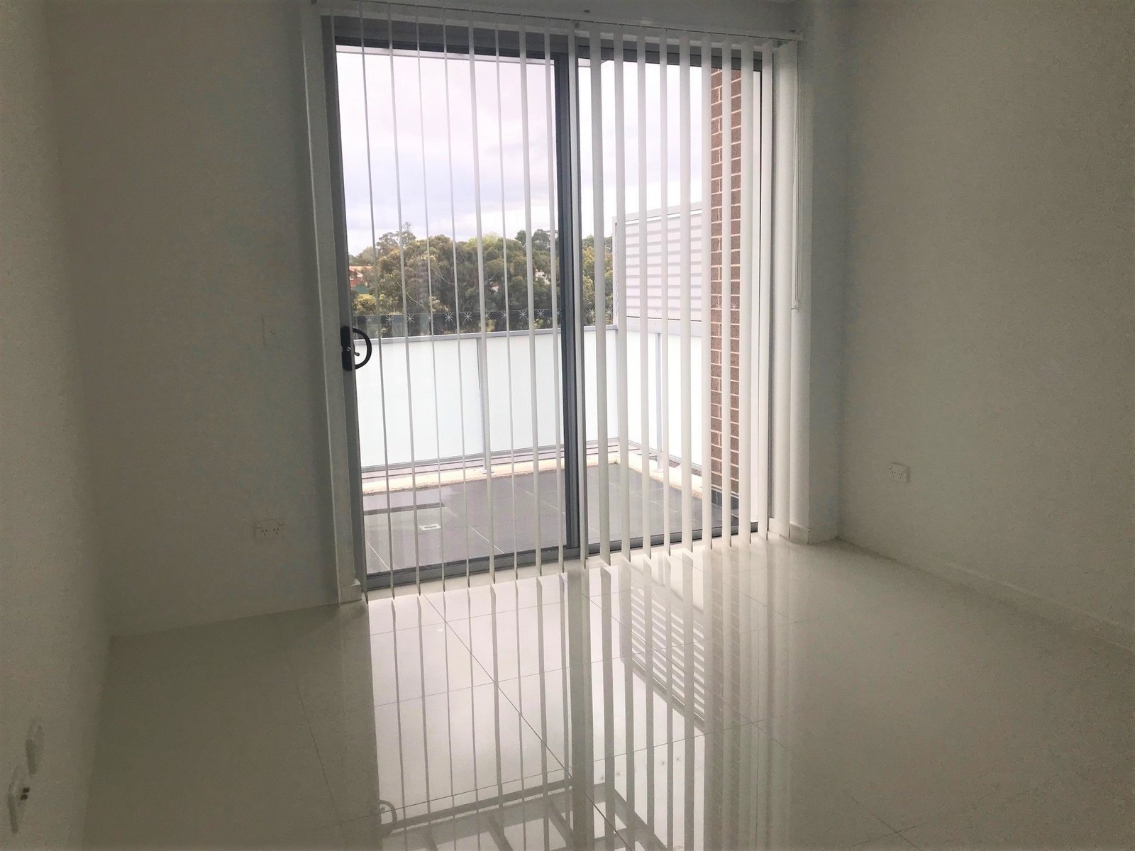 11/34-36 Gover Street PEAKHURST 4