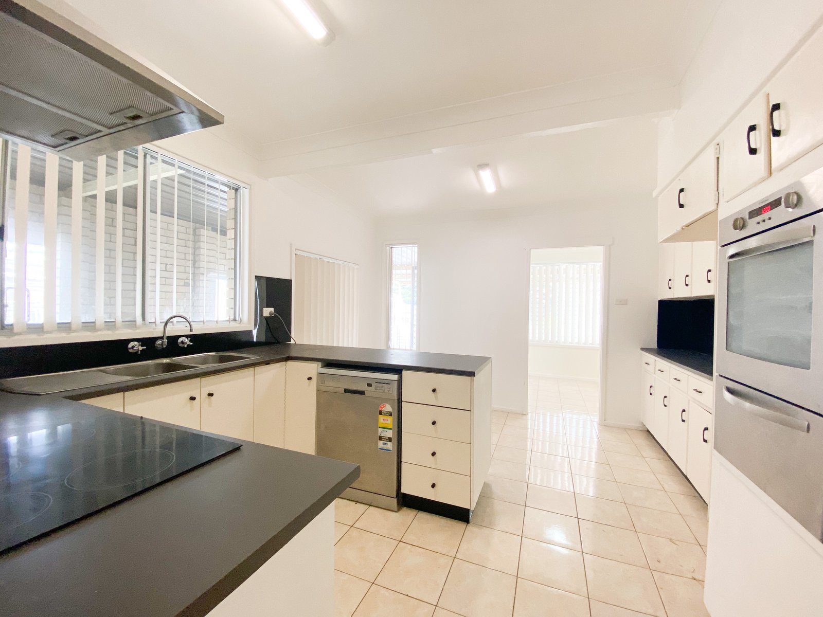 1/134 Magnus Street NELSON BAY 8