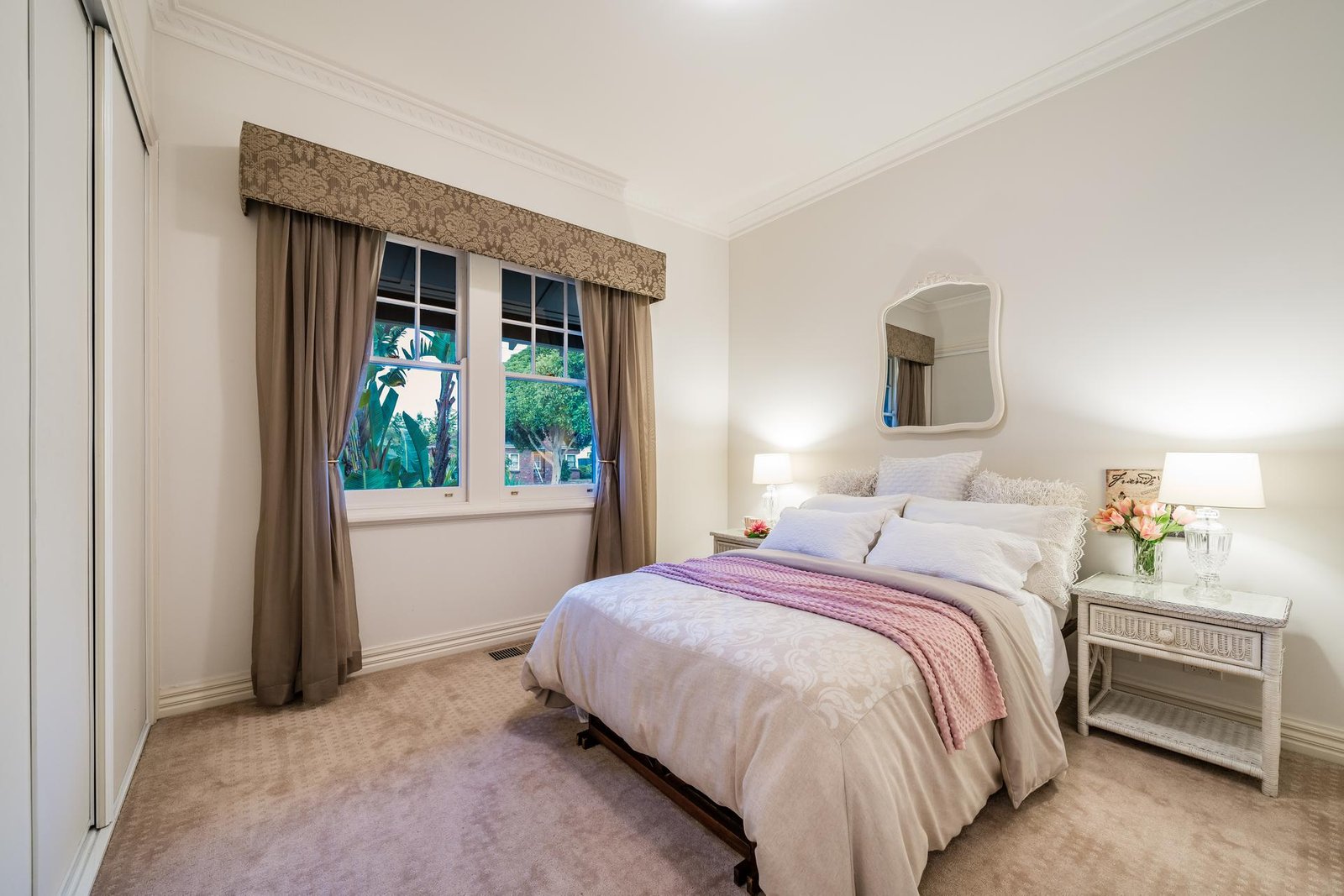 Real Estate and Property in 1/135 Roslyn Road, Belmont, VIC