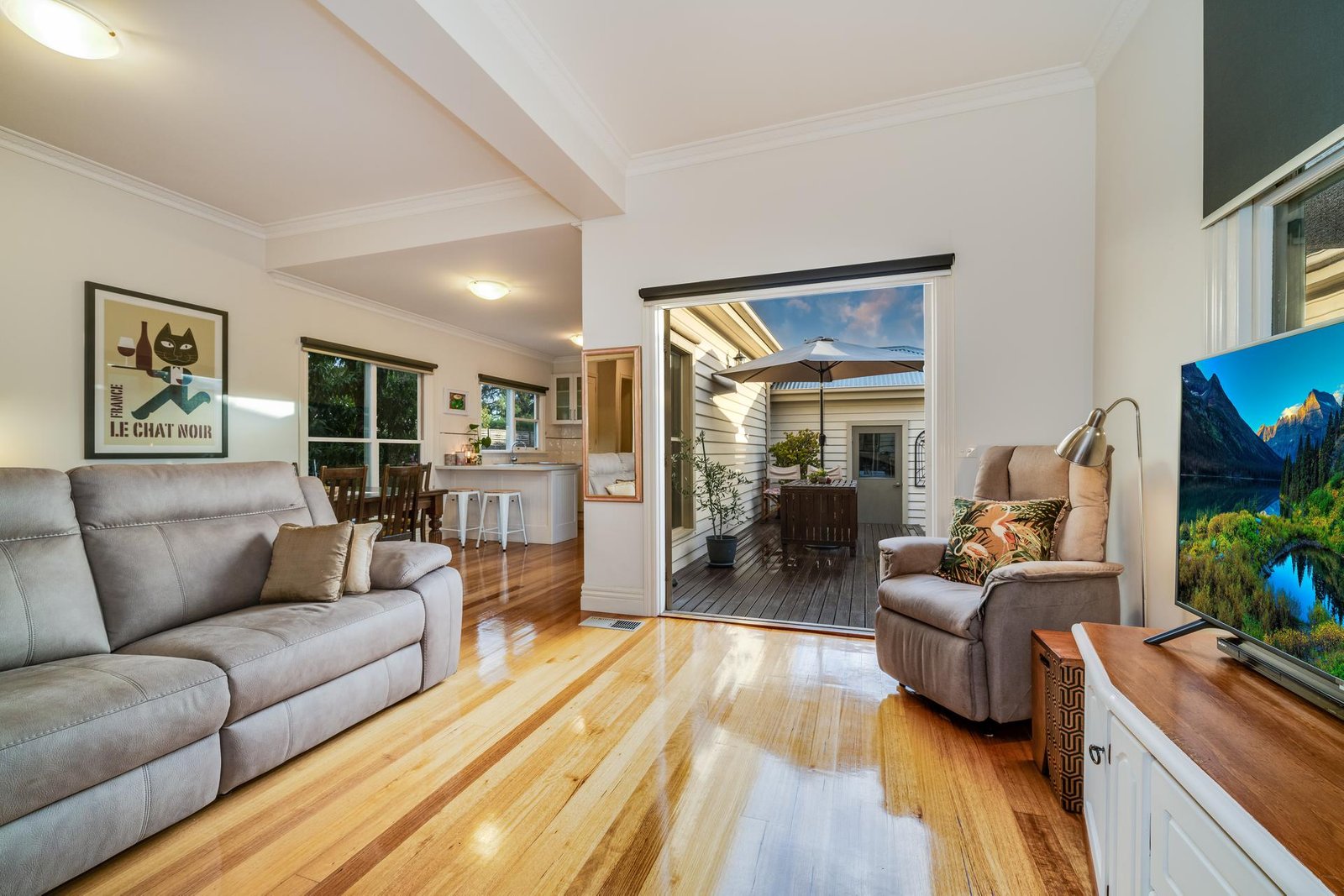 Real Estate and Property in 1/135 Roslyn Road, Belmont, VIC