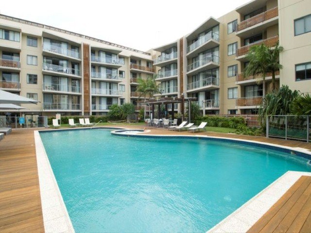 1135/1 Ocean Street BURLEIGH HEADS 10