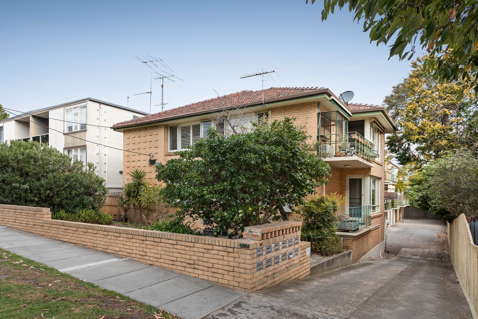 Real Estate and Property in 11/353 Alma Road, Caulfield North, VIC