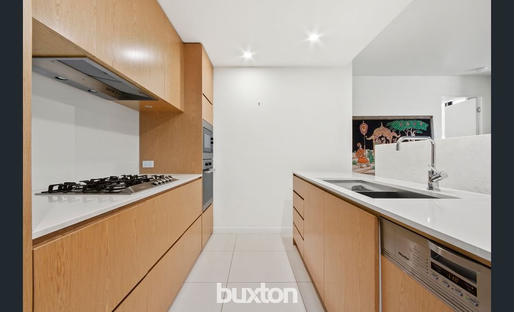 Gallery: 113/6-8 Eastern Beach Road