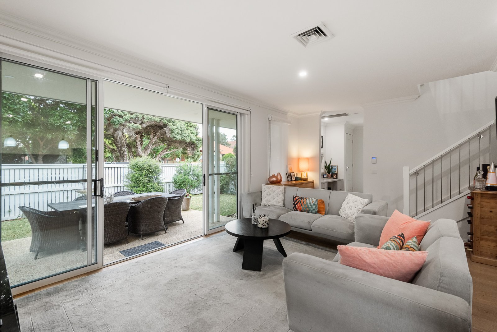 Gallery: 1/136 Bay Road