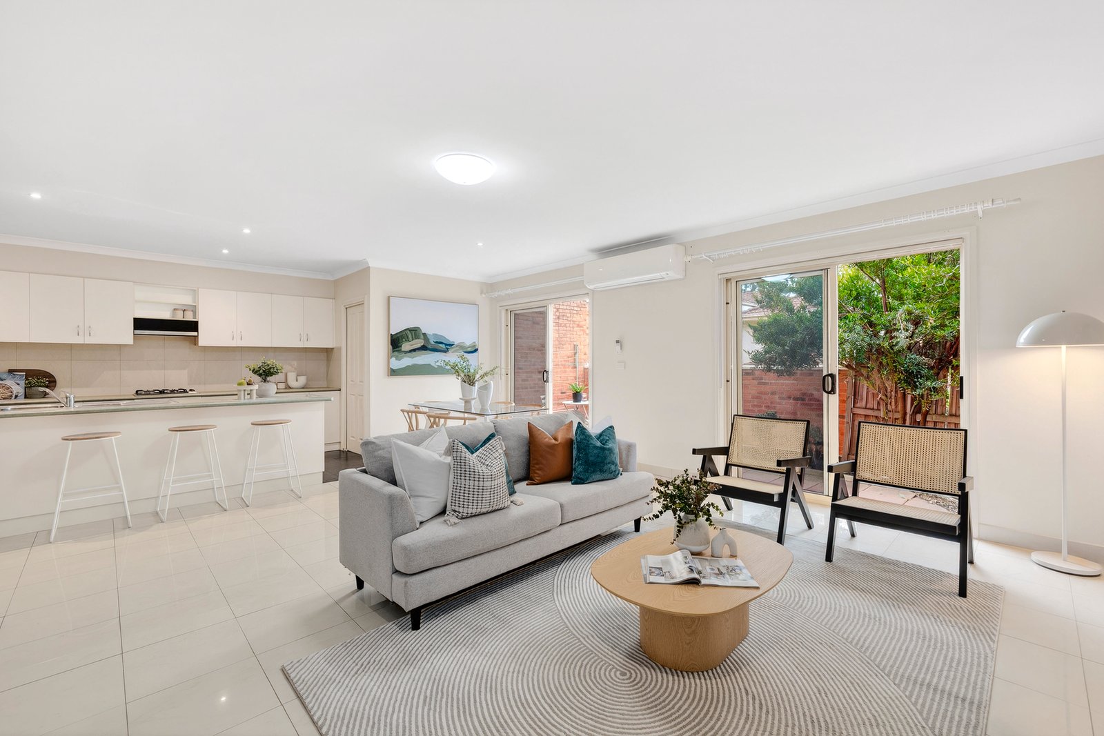 Gallery: 1/136 Ferntree Gully Road