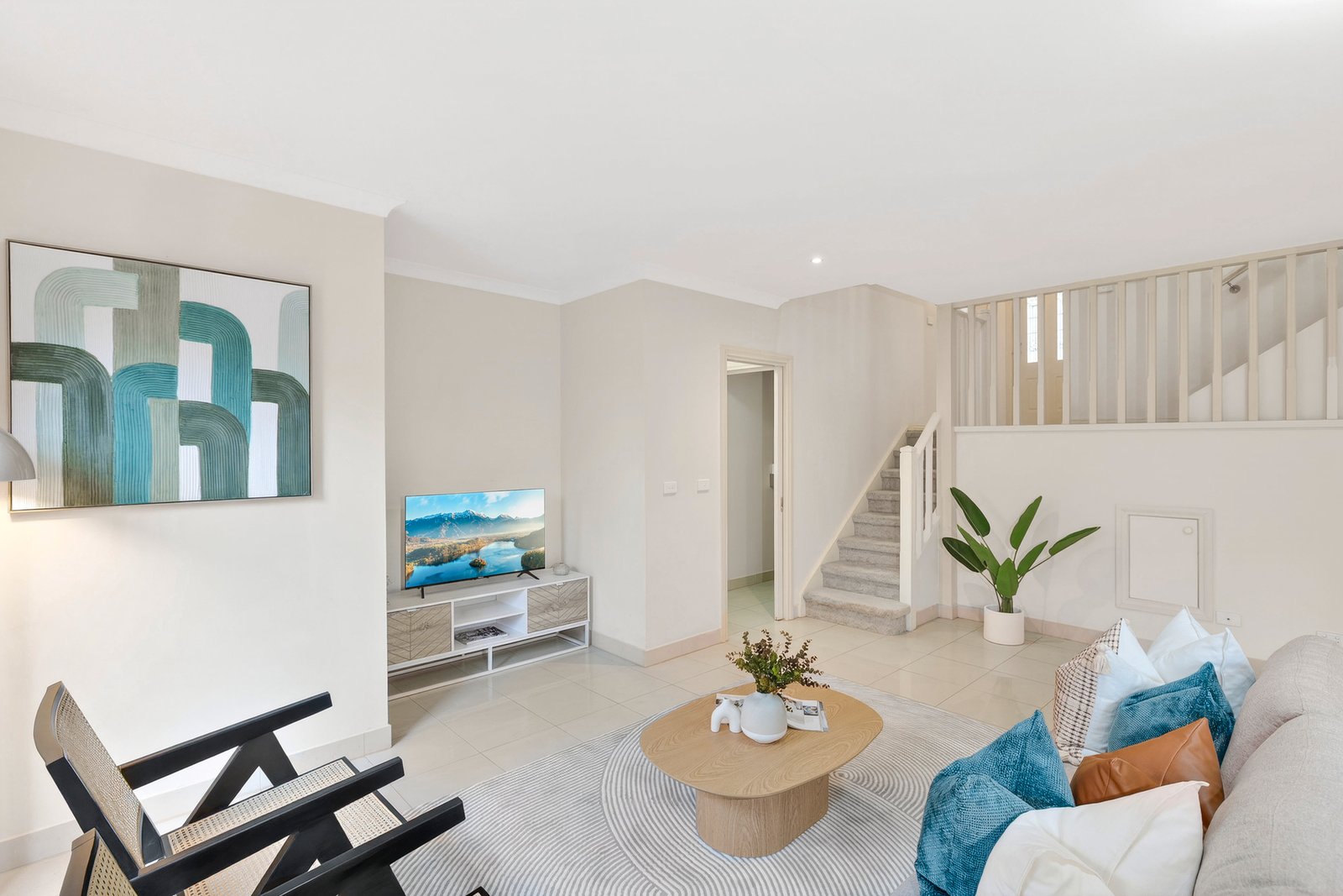 Gallery: 1/136 Ferntree Gully Road