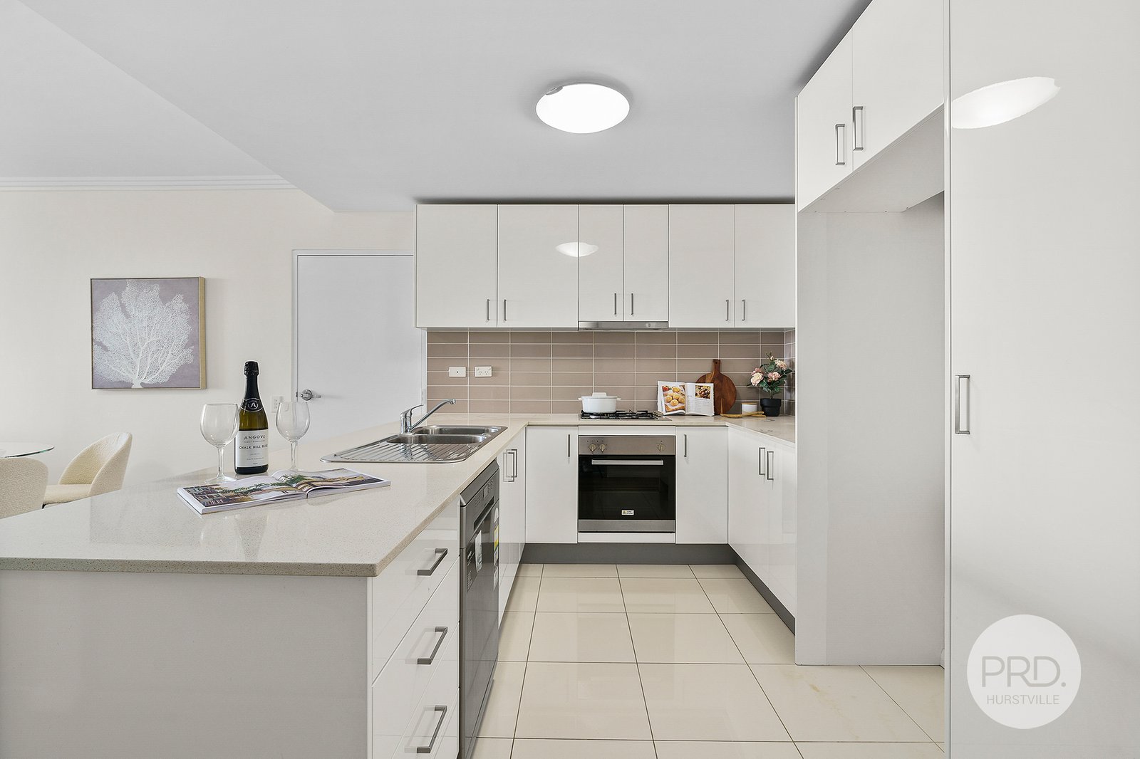 11/37-43 Forest Road HURSTVILLE 3