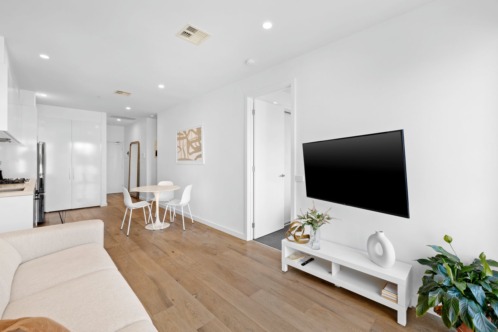Gallery: 113/7 Cowra Street