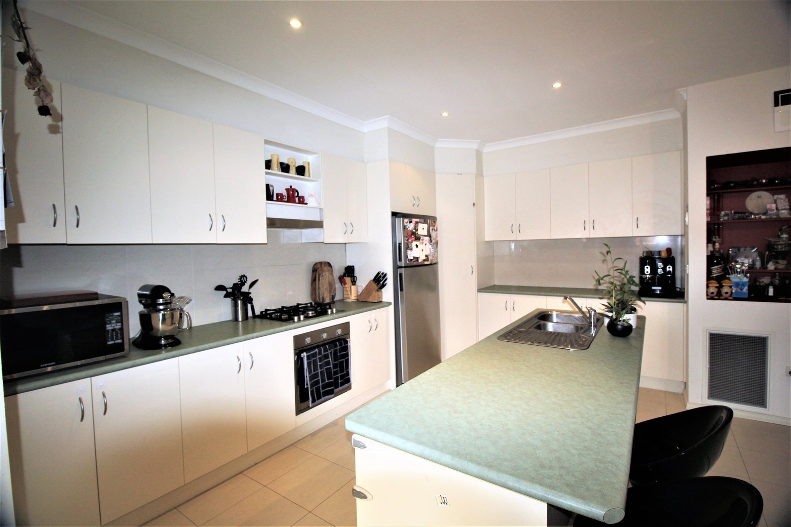 Gallery: 1/138 Ferntree Gully Road