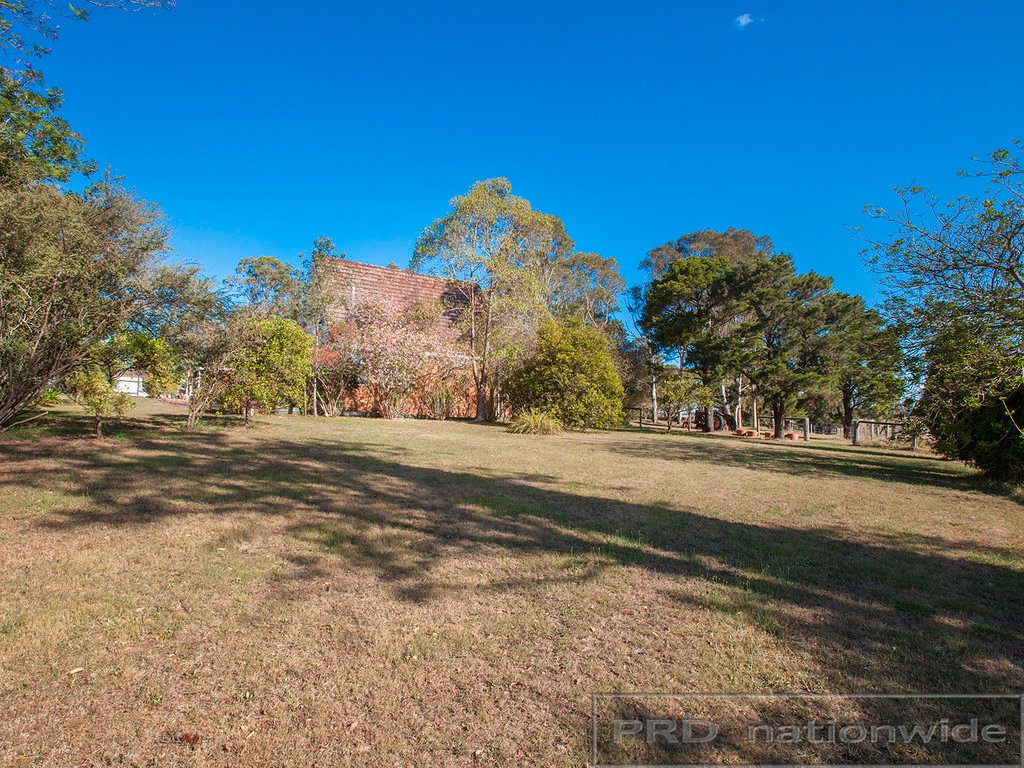 1138 NEW ENGLAND HWY Highway LOCHINVAR 21