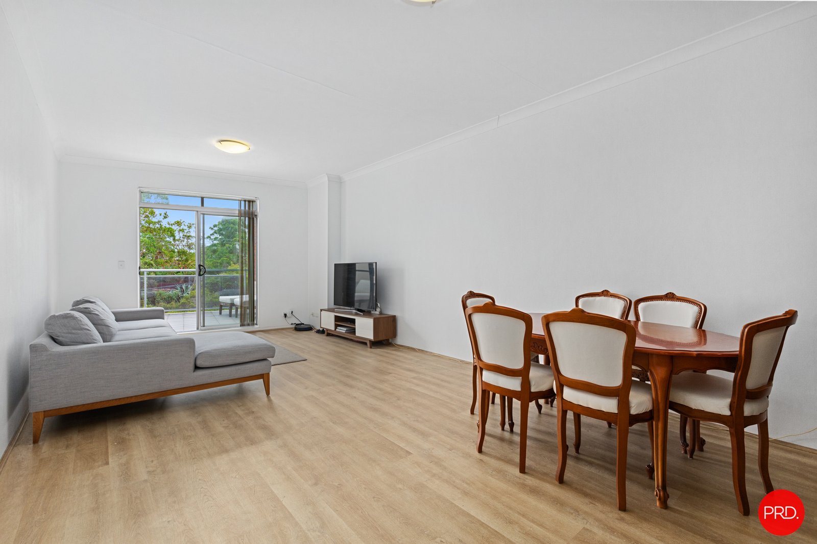 11/384A Railway Parade CARLTON 3