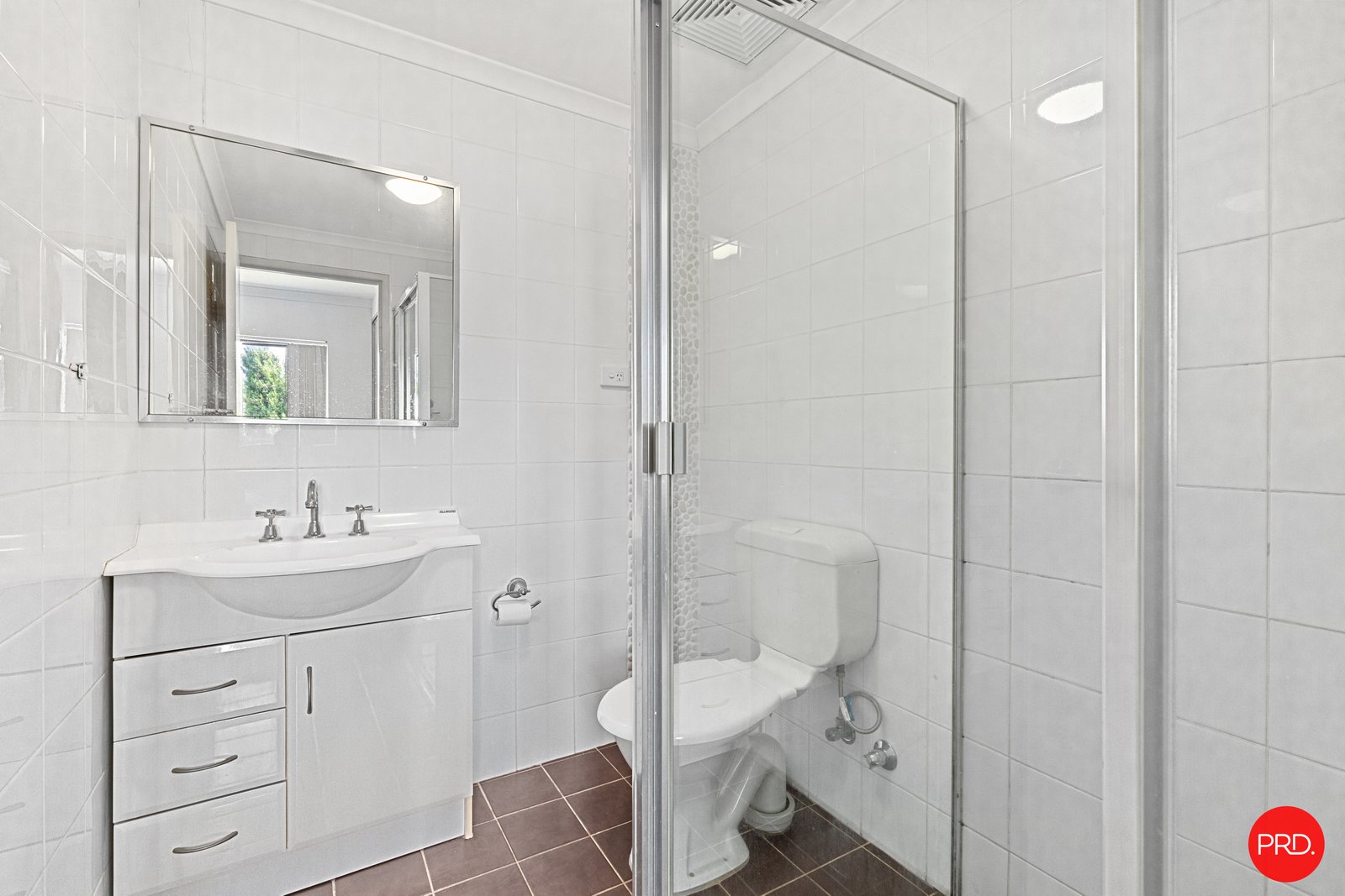 11/384A Railway Parade CARLTON 5