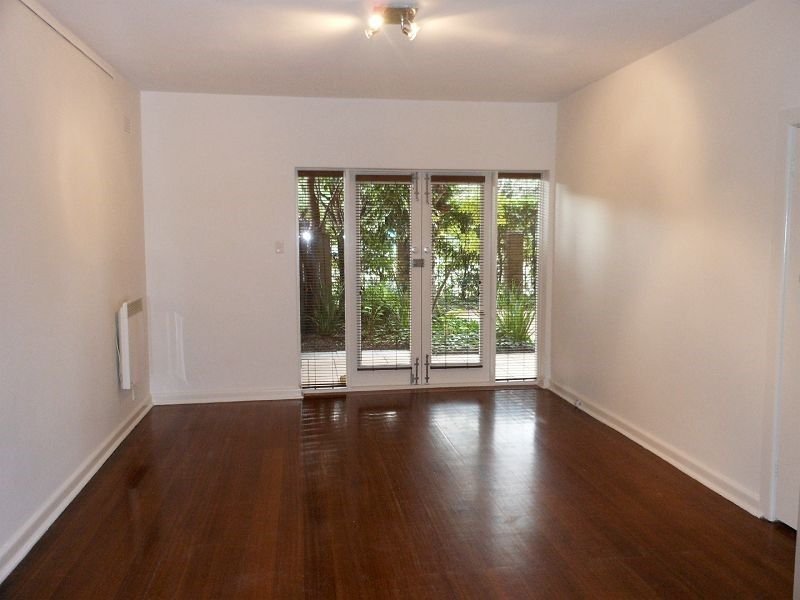 Gallery: 1/139 Alma Road