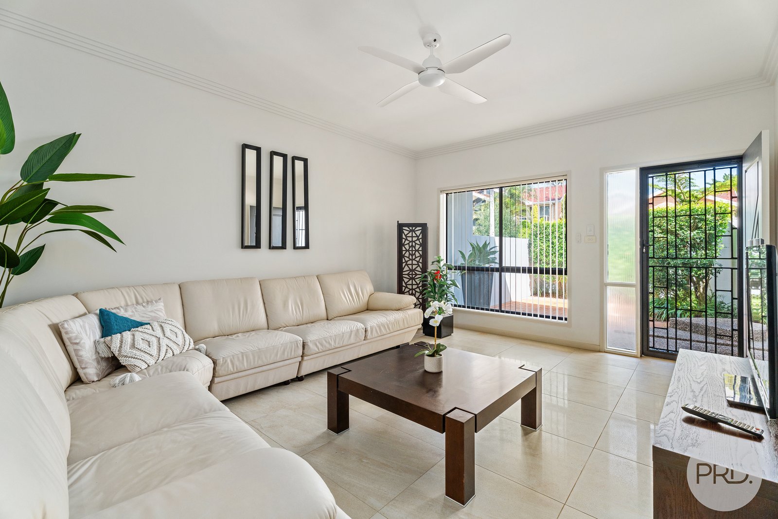 1/139 Bagnall Beach Road CORLETTE 5