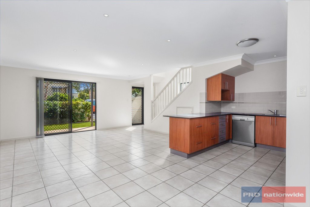 1/139 York Street NUNDAH 4
