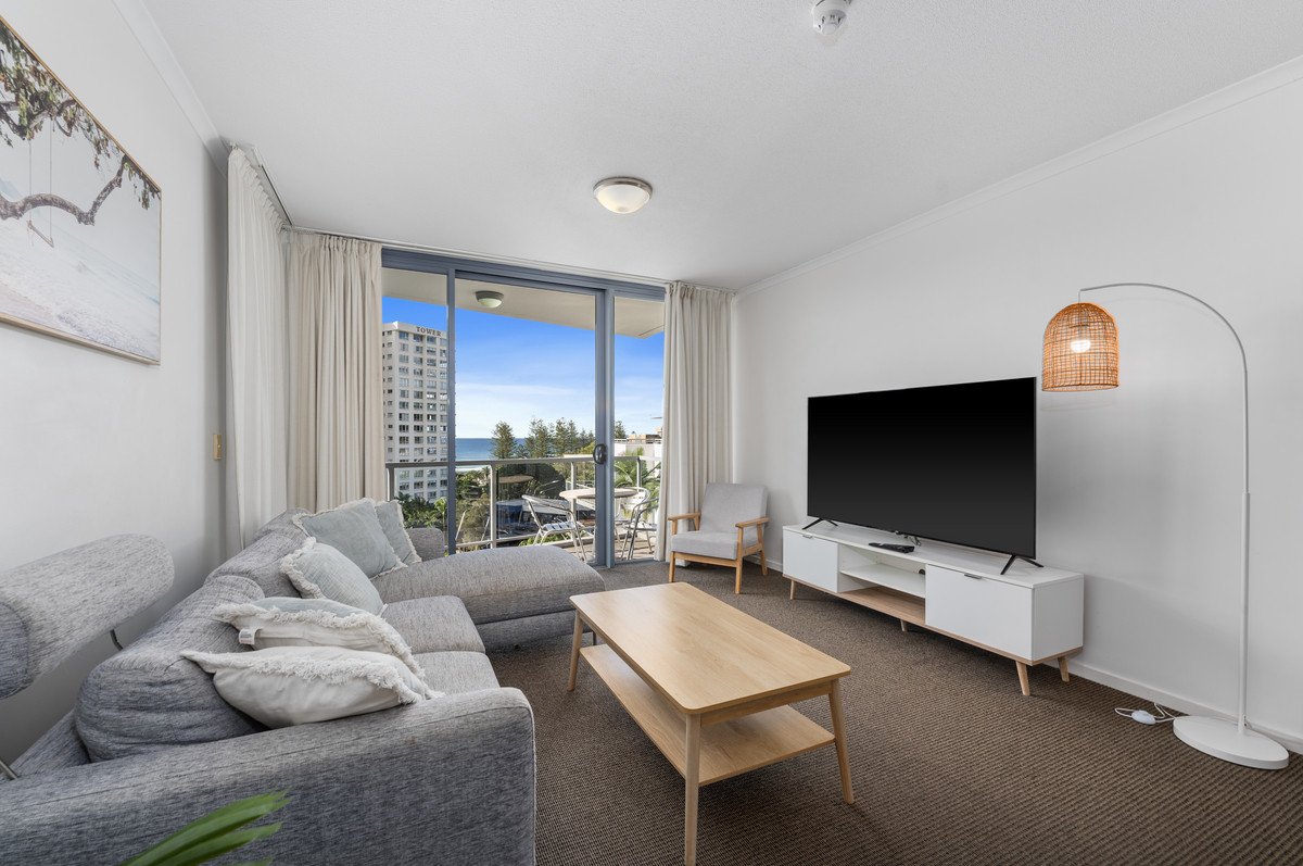 1139/1 Ocean Street BURLEIGH HEADS 7