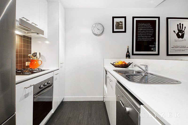 Gallery: 1.13F/91 Dow Street