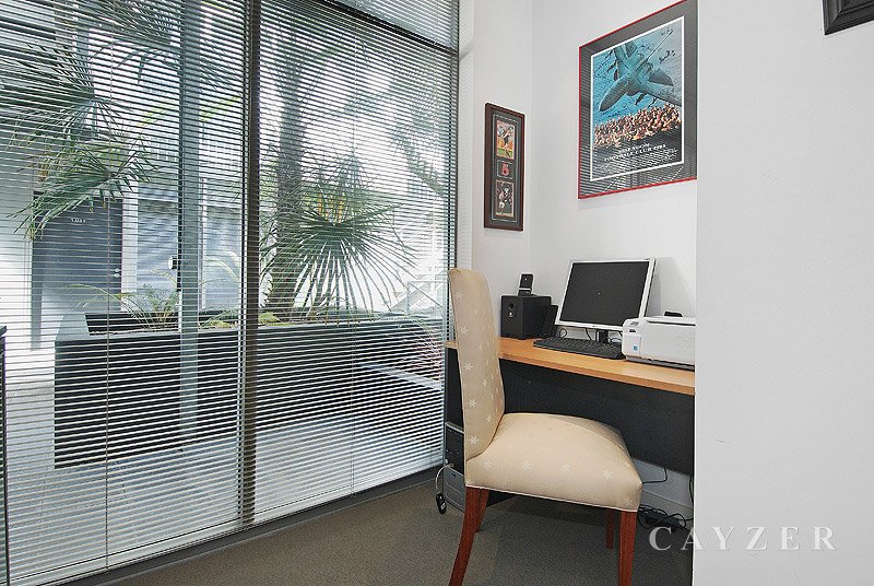 Gallery: 1.13F/91 Dow Street