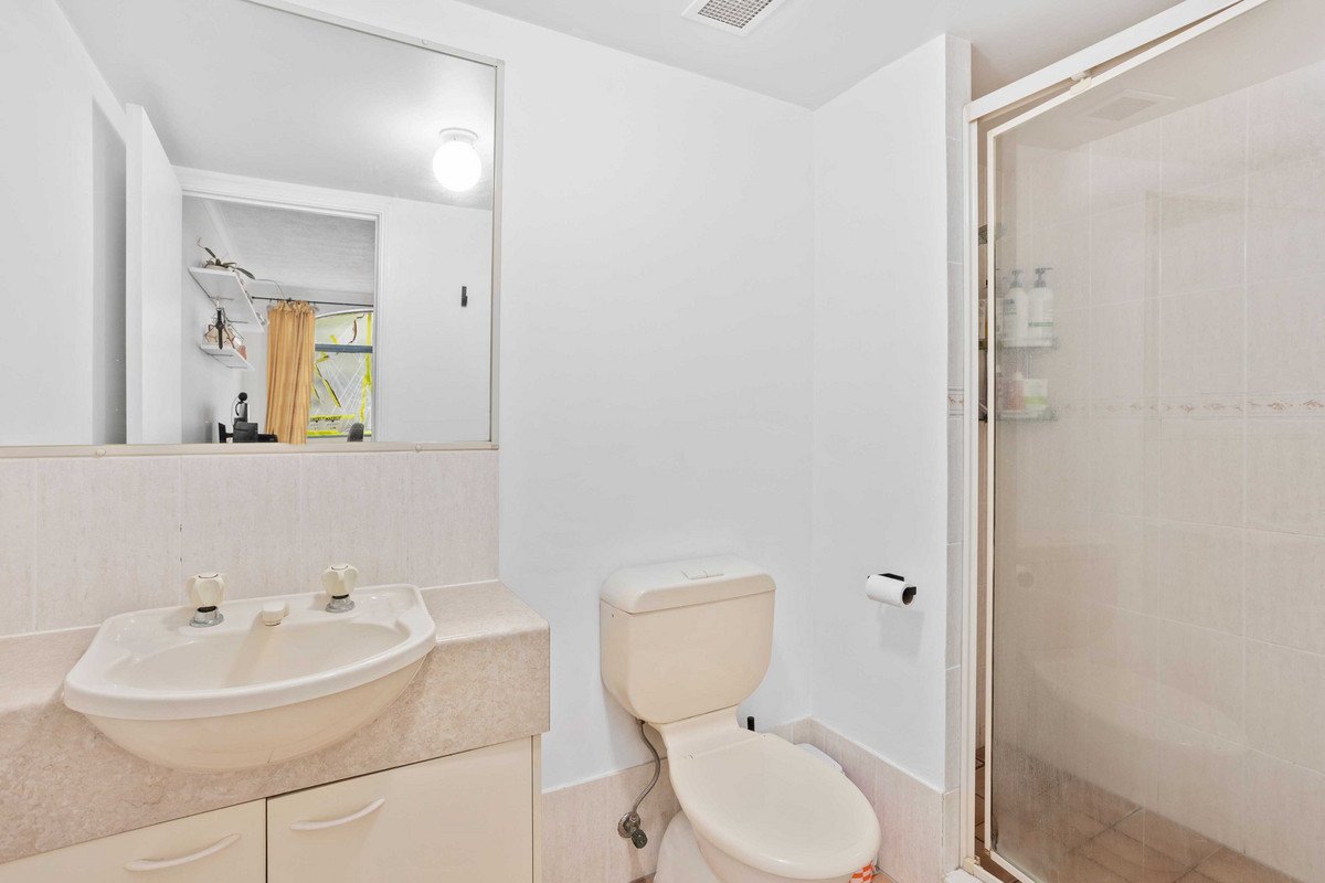 11/4-10 Monte Carlo Avenue Surfers Paradise 11