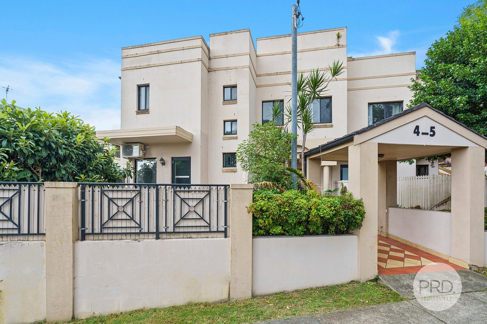 11/4-5 Rena Street SOUTH HURSTVILLE 1