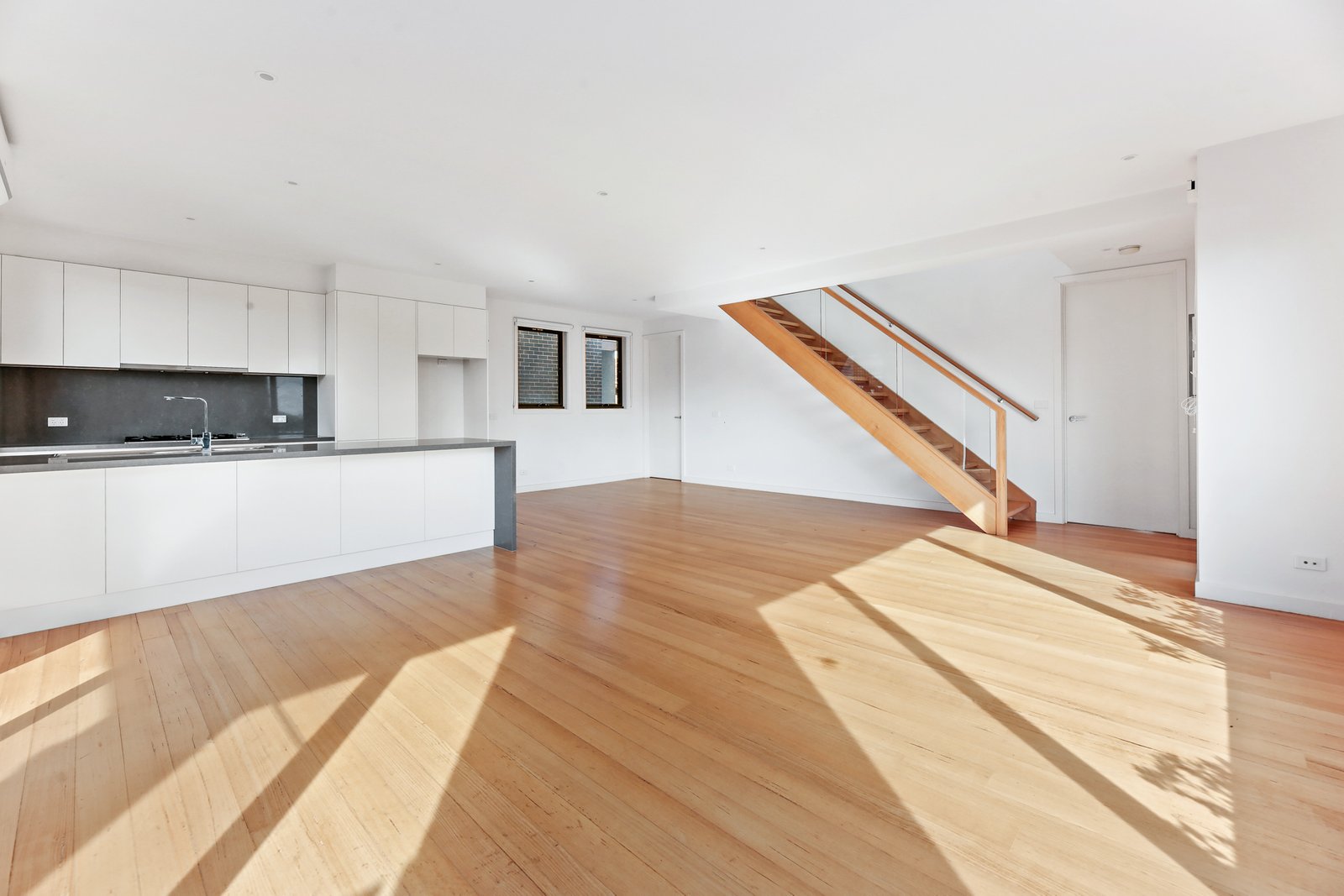 Gallery: 1/14 Alexander Avenue