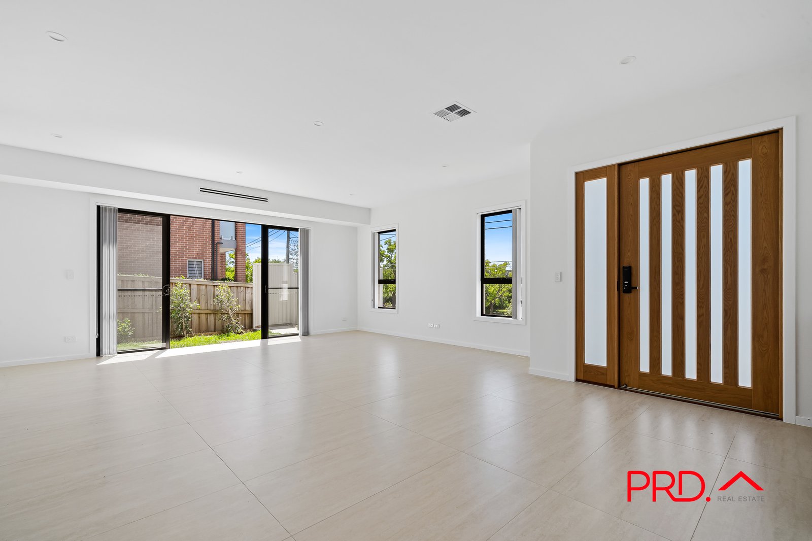 1/14 BEATTIE AVE  DENISTONE EAST 3