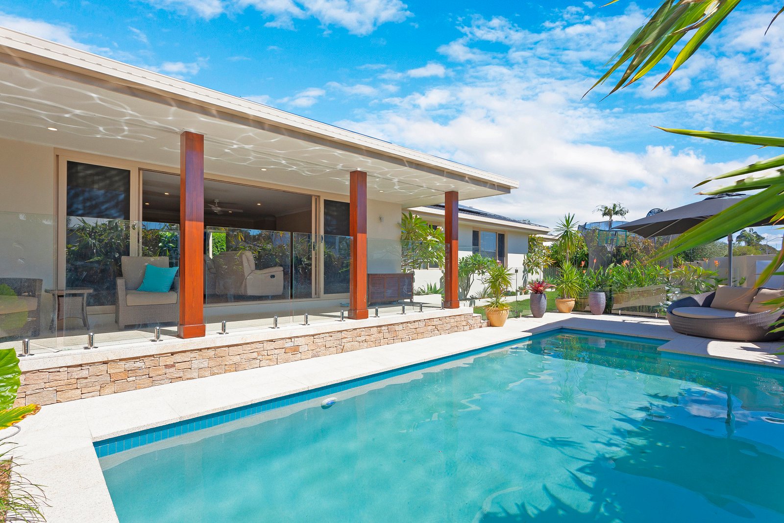 114 Burleigh Street BURLEIGH WATERS 2