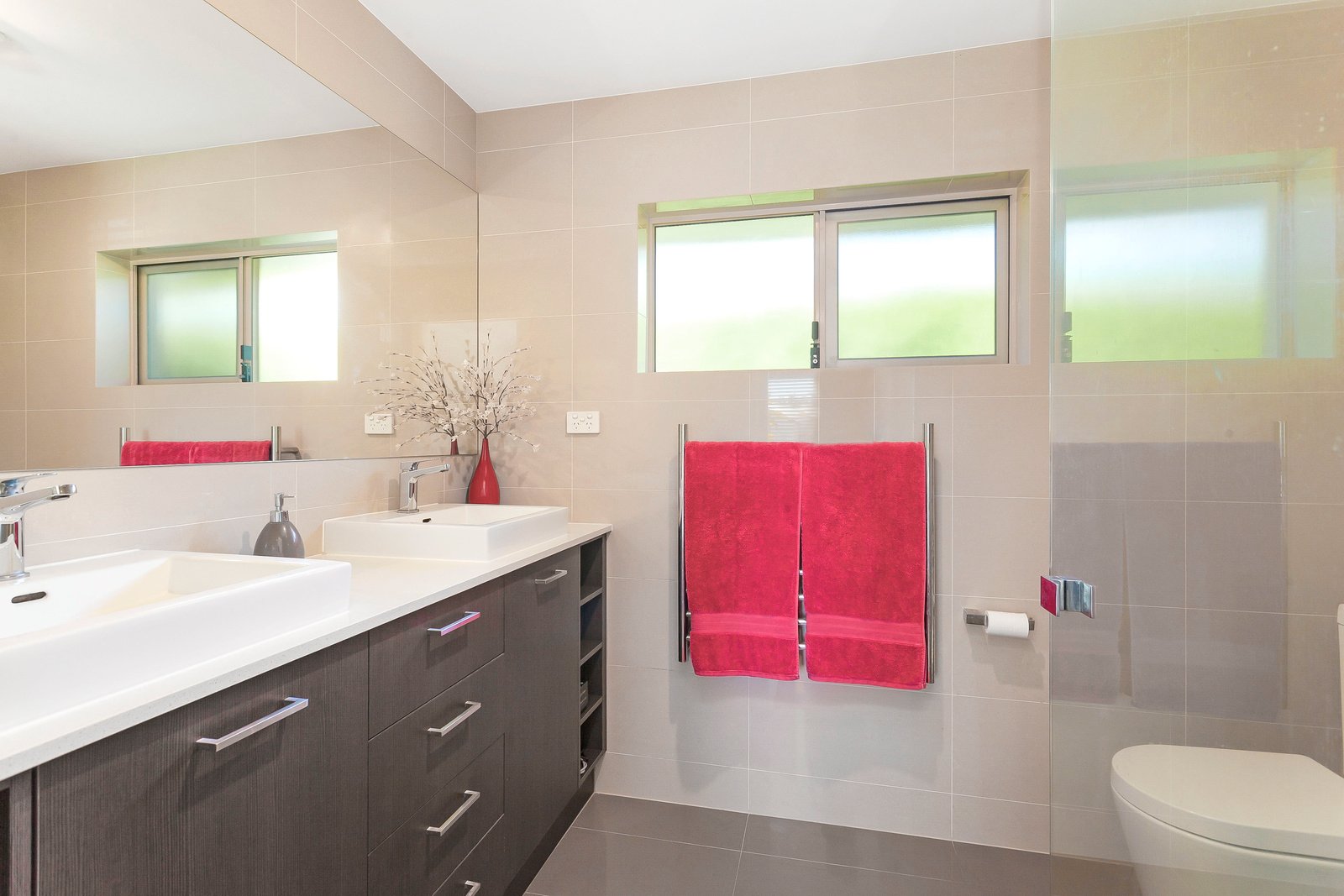 114 Burleigh Street BURLEIGH WATERS 8