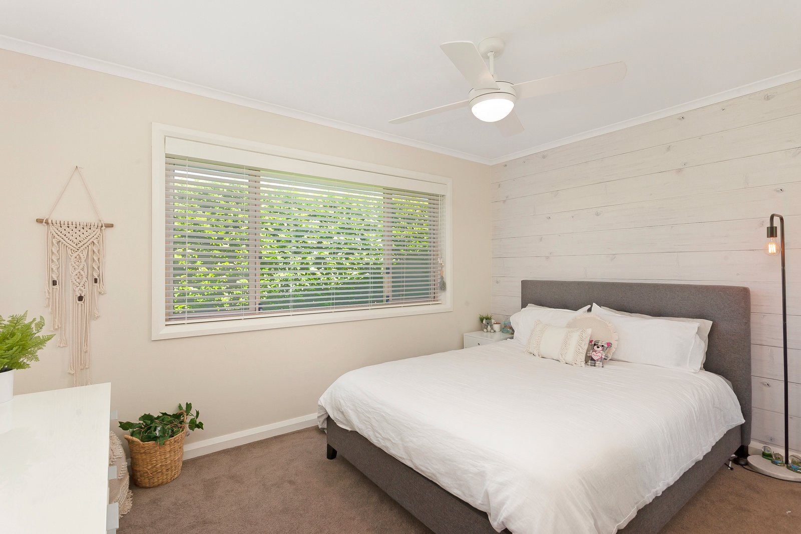 114 Burleigh Street BURLEIGH WATERS 9