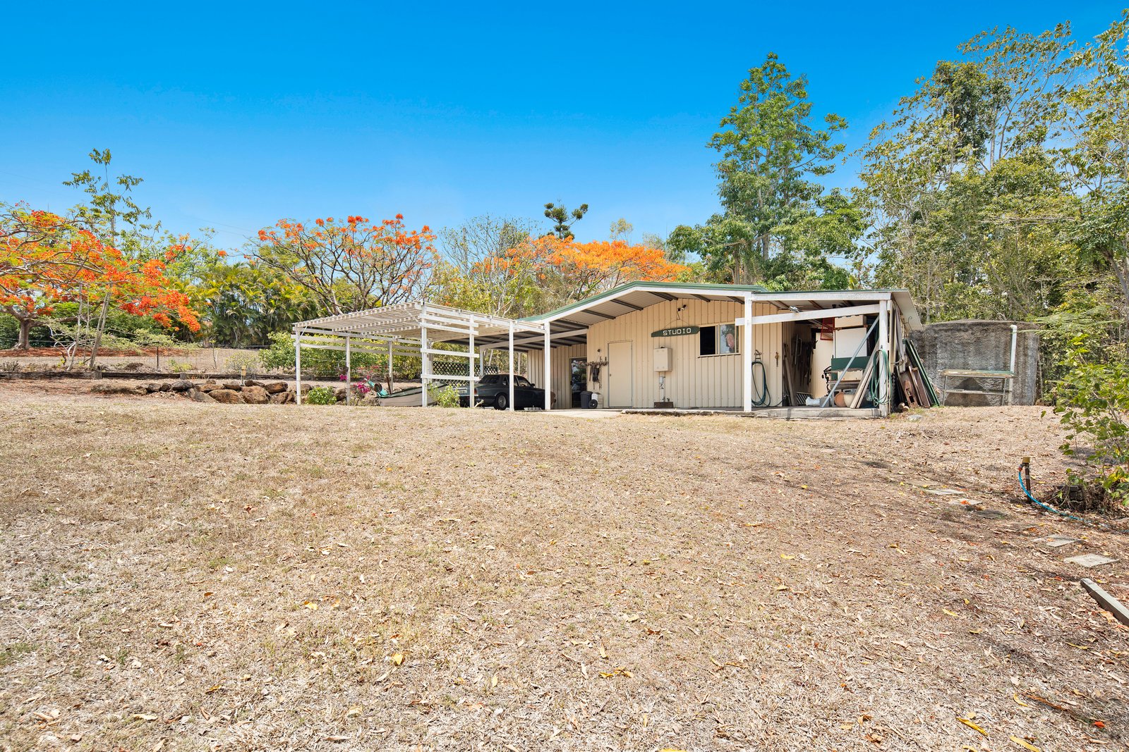 114 Camille Drive STRATHDICKIE 5