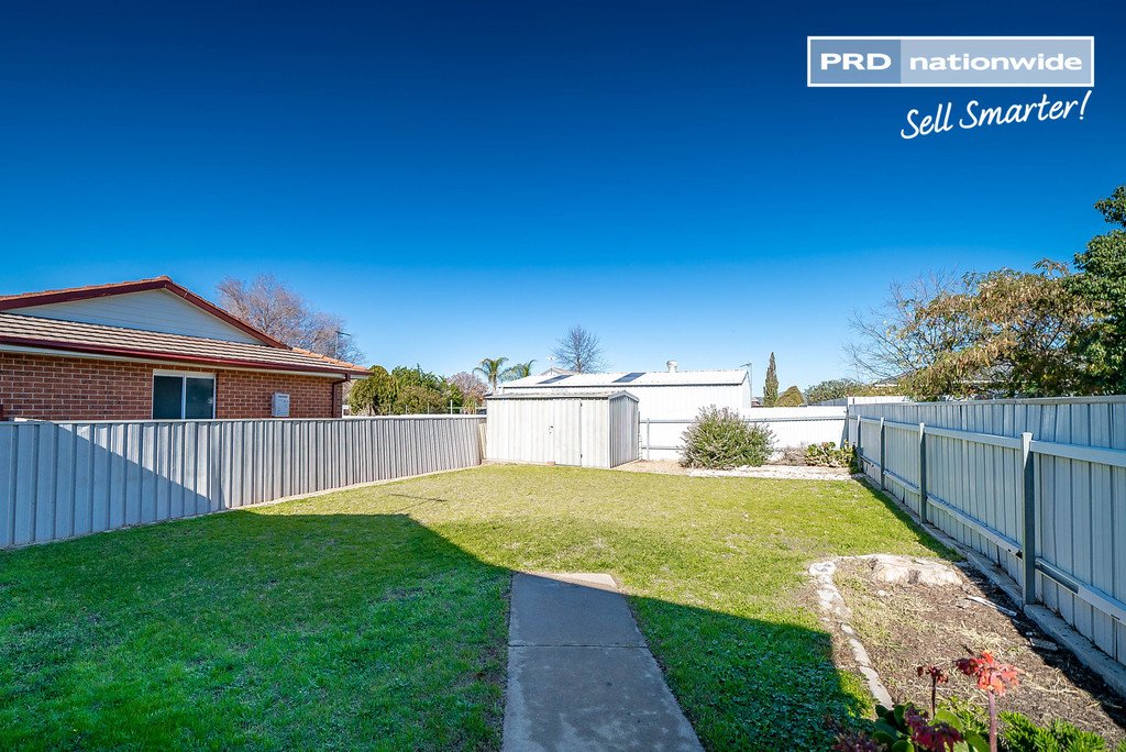 1/14 Canola Place ESTELLA 9