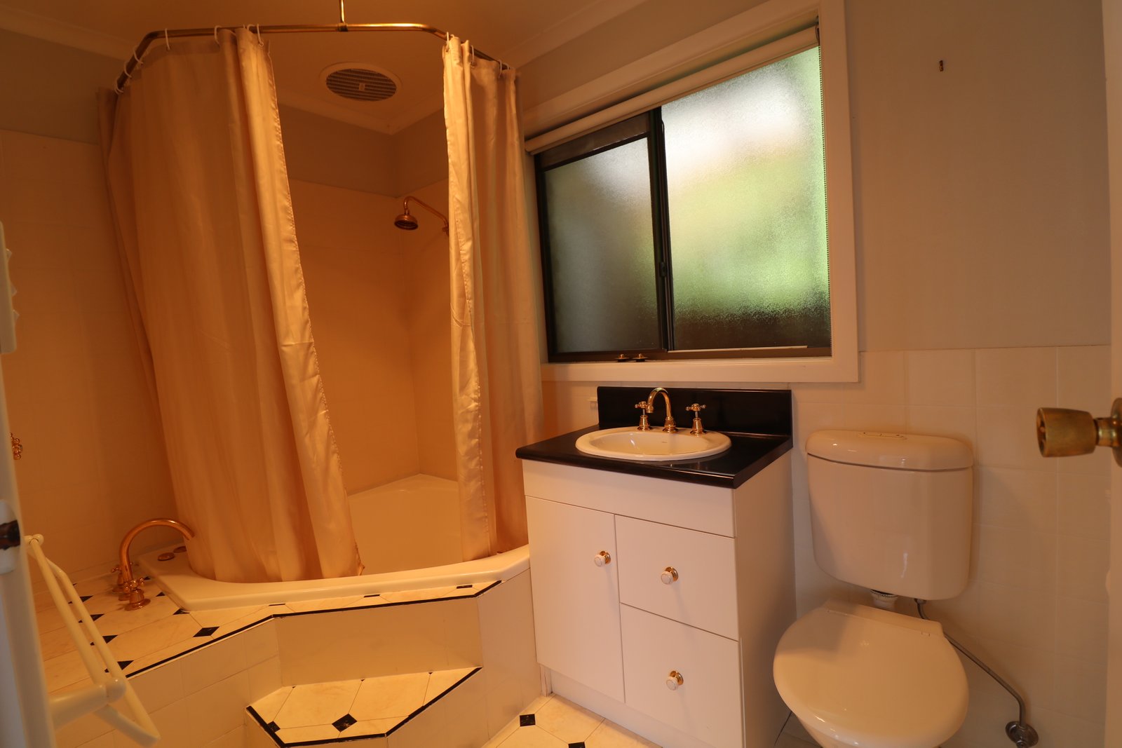 1/14 Cartela Street SANDY BAY 9