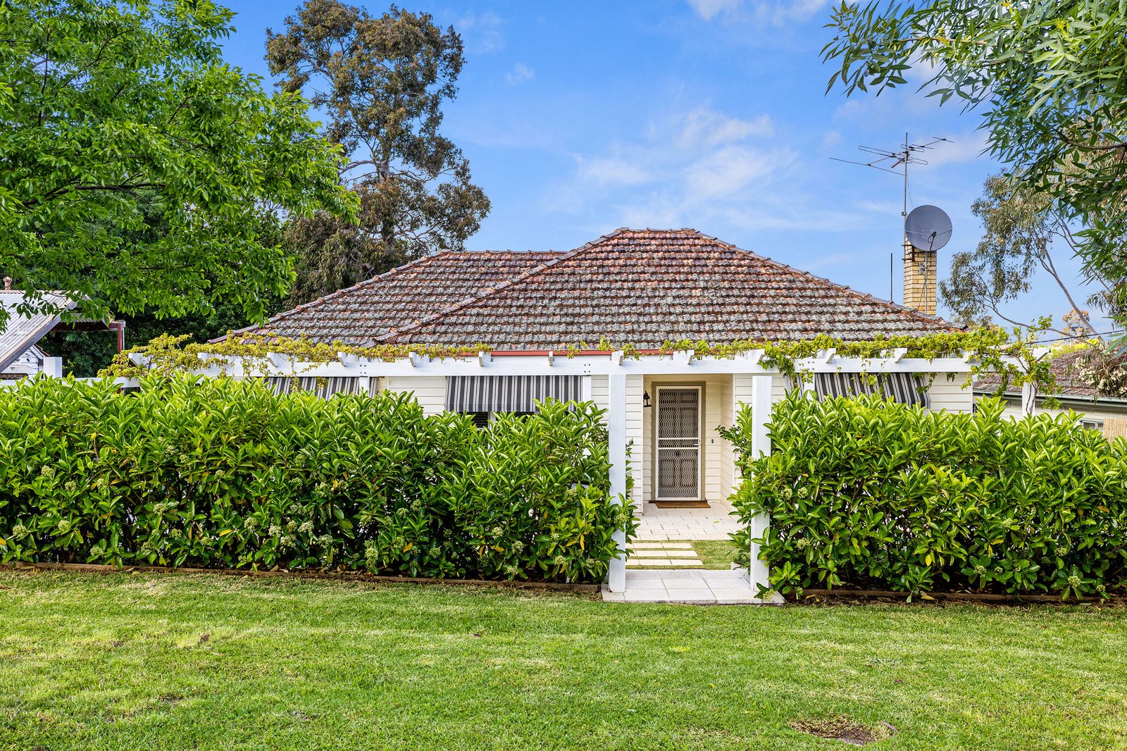 Gallery: 114 Casey Street