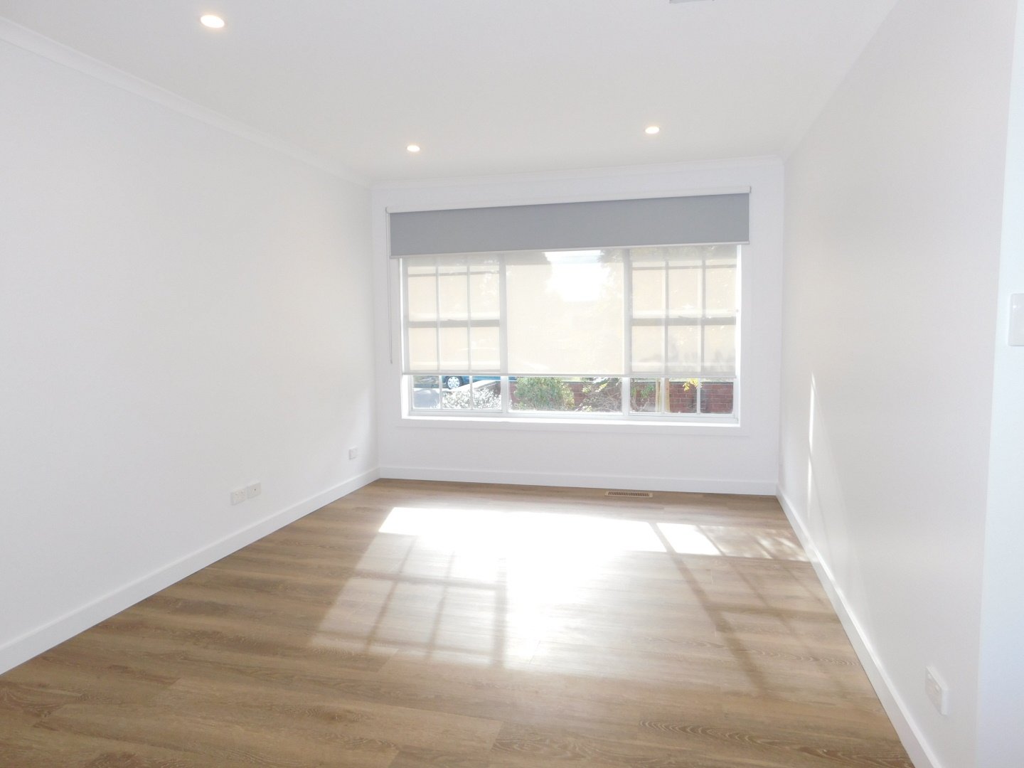 Gallery: 1/14 Crown Avenue