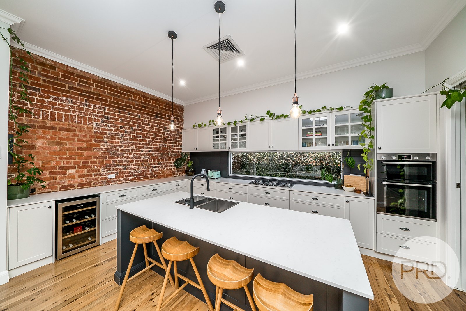 114 Docker Street WAGGA WAGGA 3