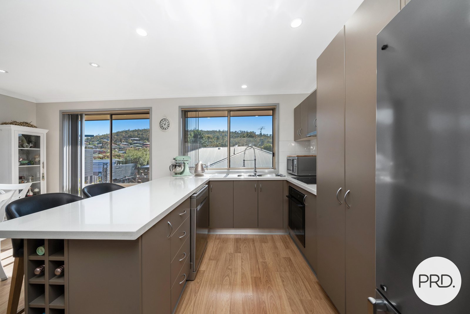 1/14 Dumbarton Drive GEILSTON BAY 4