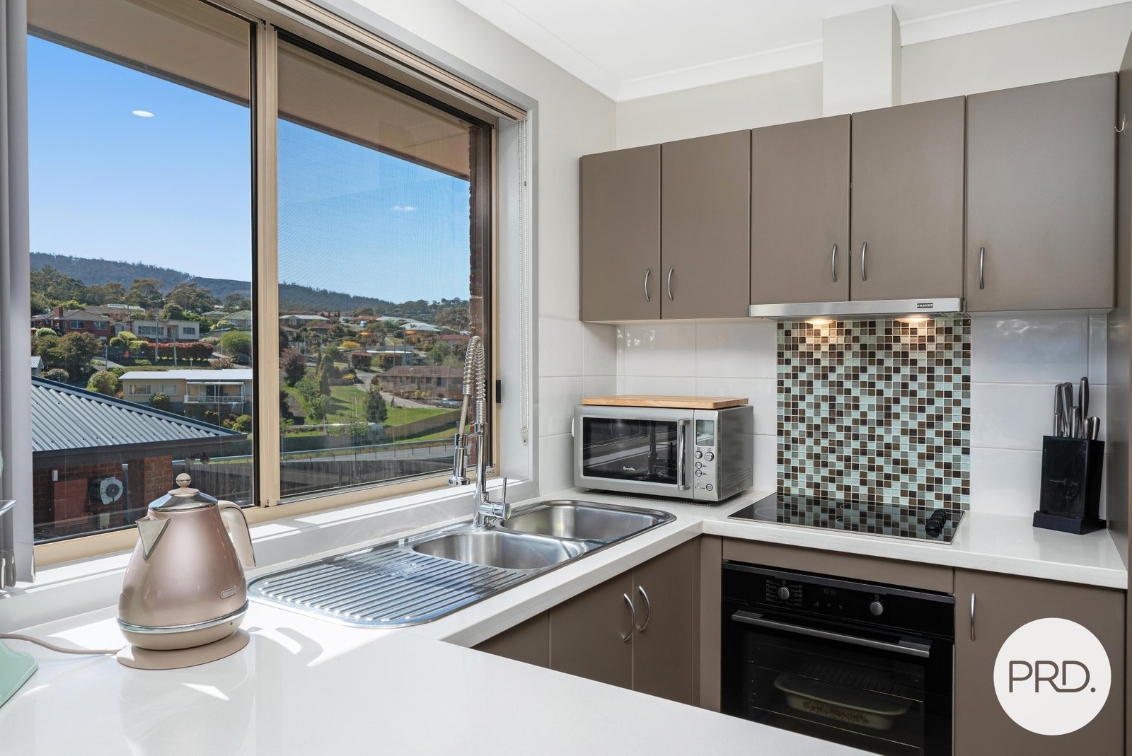 1/14 Dumbarton Drive GEILSTON BAY 6